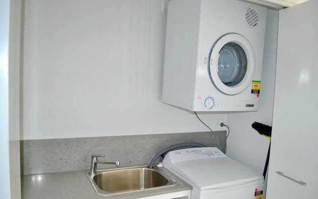 Waterford Apartment 5