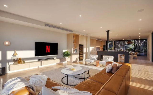 The Luxe Seabreeze Heated Pool Spa Cinema – Guest Rooms – Melbourne