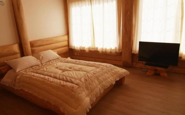 Jeju Bille Tongnamuhyuyang Pension