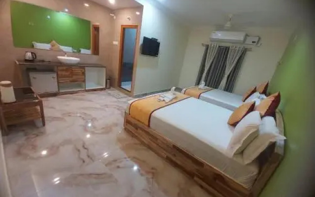 Hotel KSR Grand