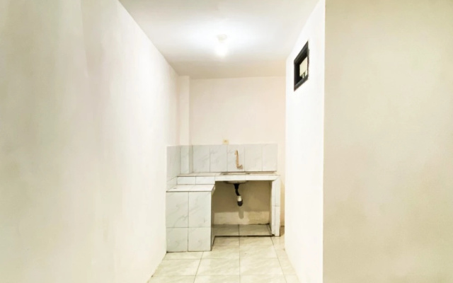 RedDoorz Syariah @ Hotel Yasmine Pandaan – Guest Rooms – Trawas