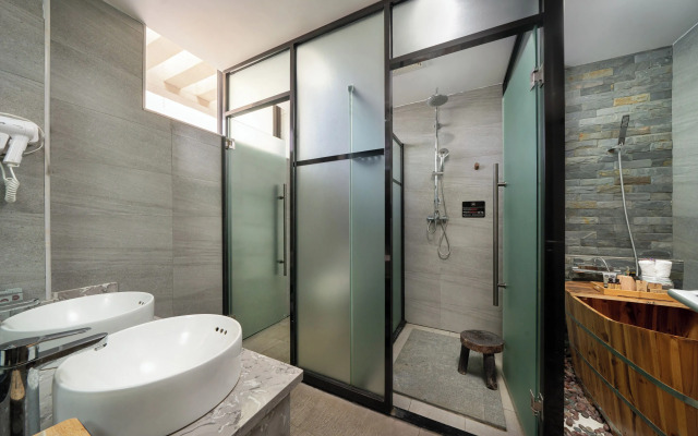 Meeteem Boutique Hotel