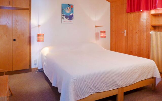 Les Montagnards 8468