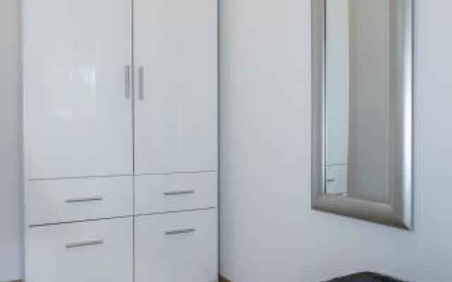 Sara Residence