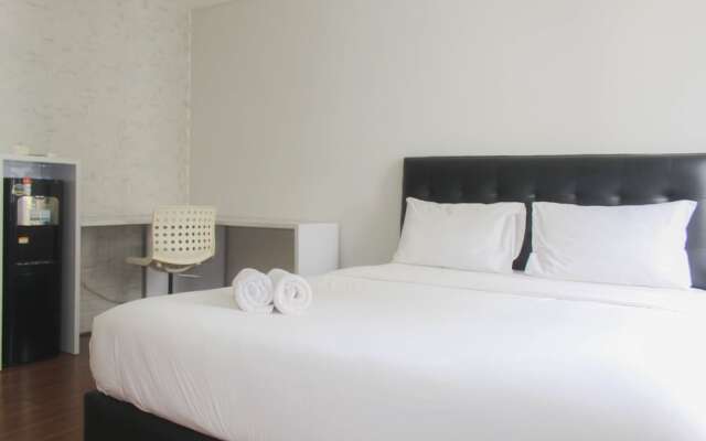 Cozy and Homey Studio Room Apartment at Silkwood Residences