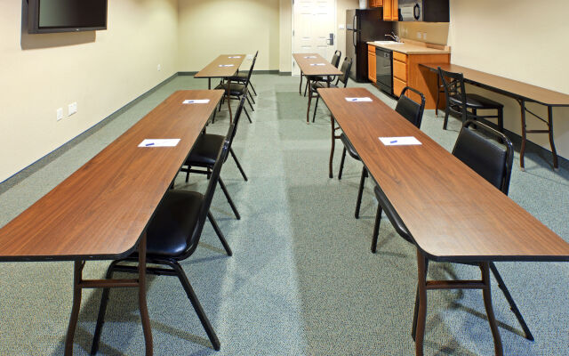 Candlewood Suites West Little Rock by IHG