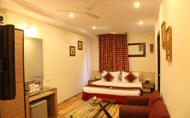 Rupam Hotel