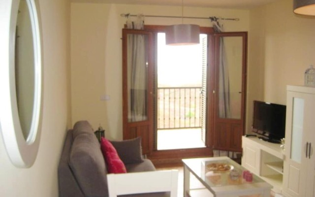 Apartment with 2 Bedrooms in Ayamonte, with Wonderful Mountain View, Pool Access And Enclosed Garden - 8 Km From the Beach