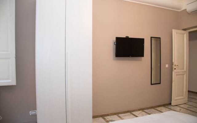 San Peter Lory's House