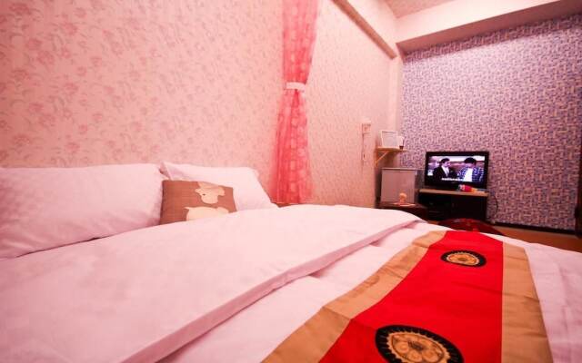 Luodong Market Happiness Homestay