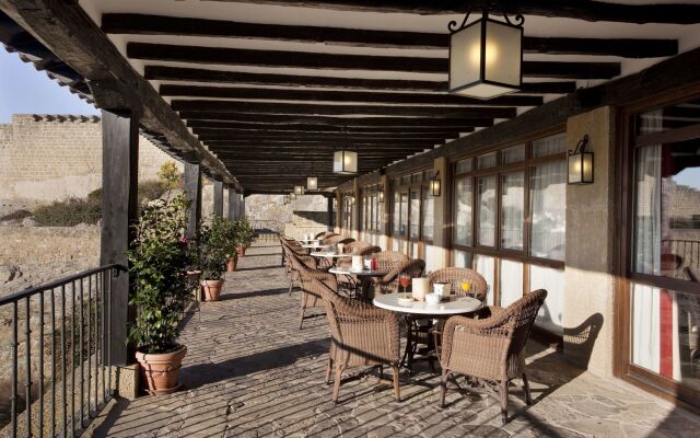 Parador Sos Del Rey Catolico