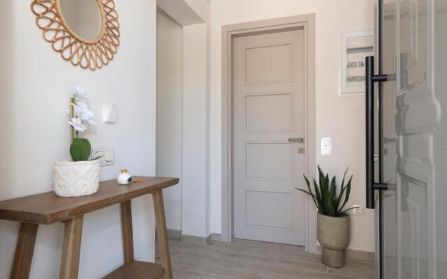 Camara Luxury Apartments (Standard Apartment)