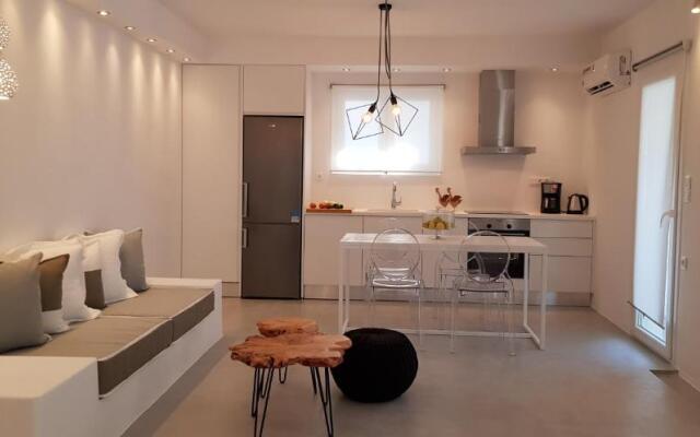Modern House near Parikia with 3 bedrooms & 2 bath