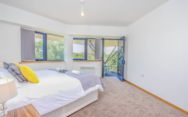 West Swindon Serviced Apartment