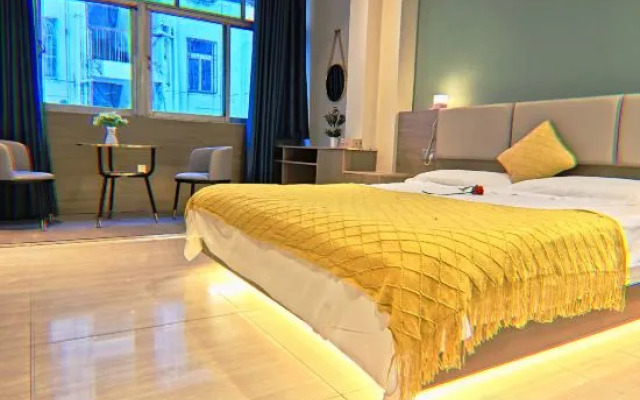 Bona Hotel (Fuyang City Government No. 15 Middle School)