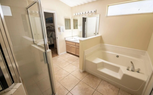 John's Indian Ridge Oaks Vacation Home