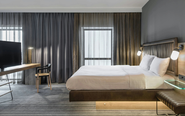 Moxy Poznan Airport - Image 4