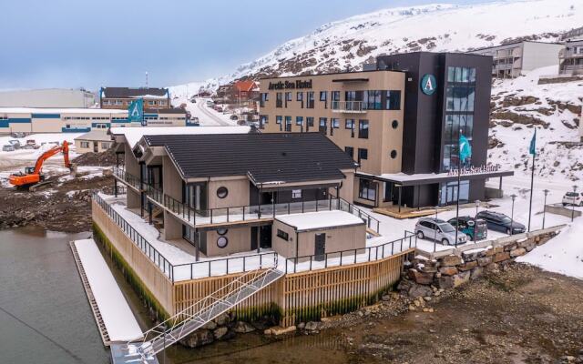 Arctic Sea Hotel