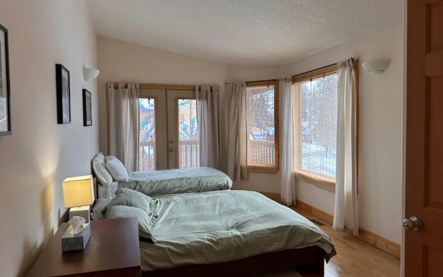 The Stemwinder Lodge by Simply Kimberley