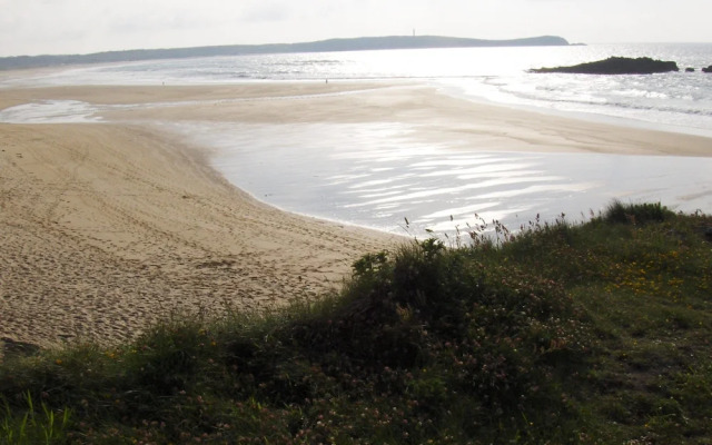 Beautiful Chalet With Spectacular Ocean Views