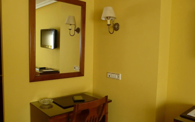 Hotel IDH Angel