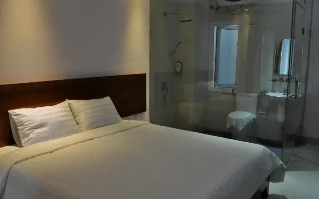 Ami Apartment