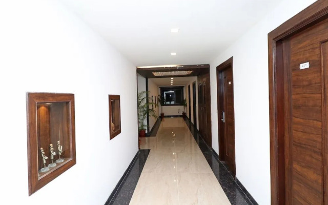 Capital O 26634 Grand Sm Regency