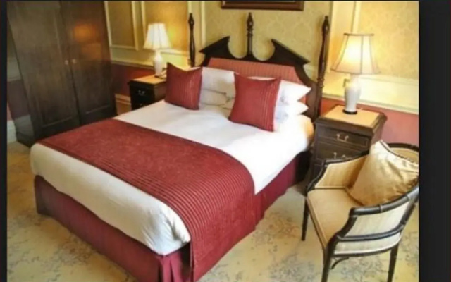 Hotel Maruti Mandapam