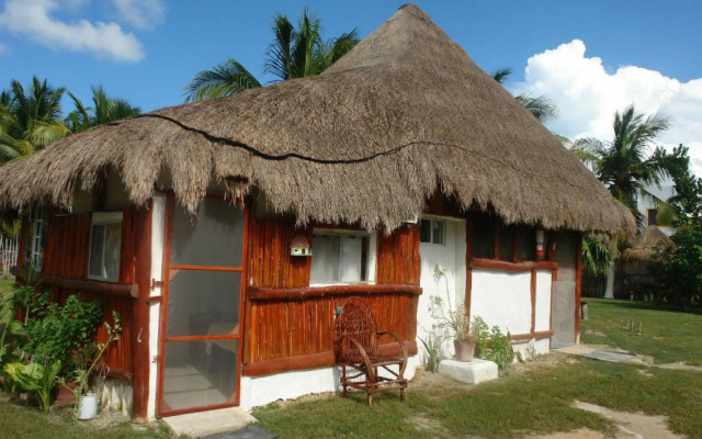 Golden Paradise Hostel