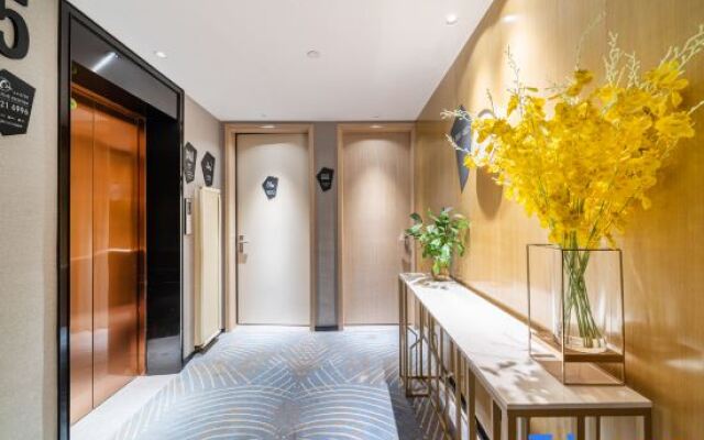 Zhongmu International Hotel