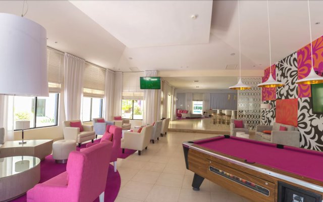 Hotel Zone Caribbean Suite