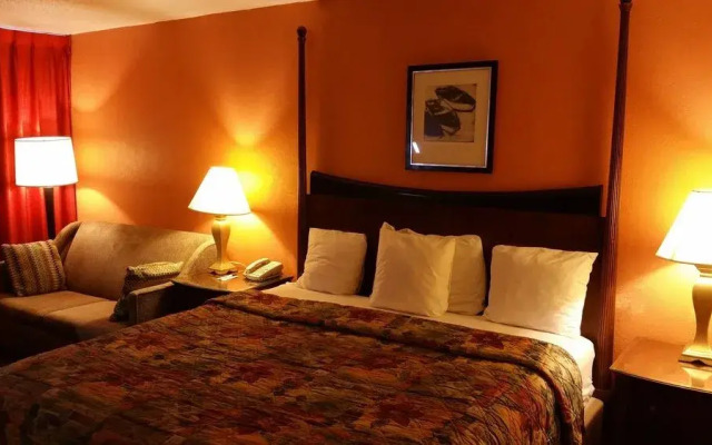 Rodeway Inn & Suites
