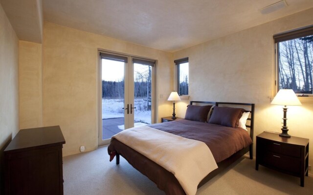 Hood Park Manor - 9 Br Home