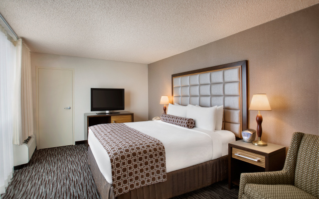 Crowne Plaza San Francisco Airport by IHG