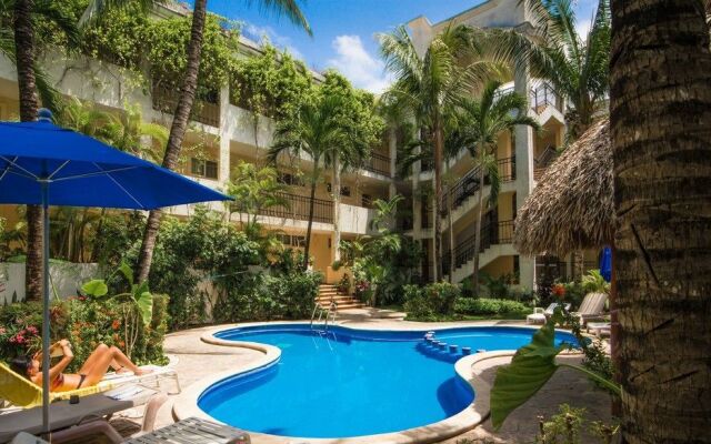 2BR Condo ground level Rinconada Del Sol