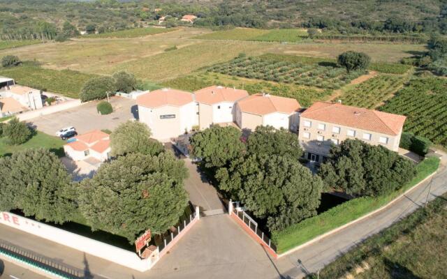 Greet Hotel Pont Du Gard Route D'Avignon
