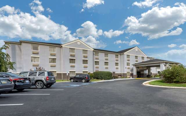 Comfort Inn & Suites Butler