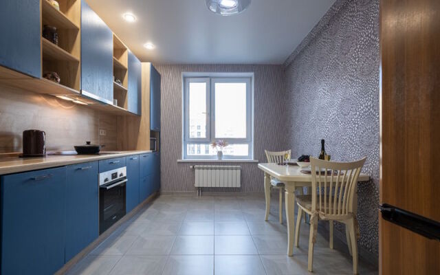 Apartments Live Here, district Entuziastov, bld. 8