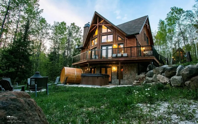 La Casa Kanata - Jacuzzi, Jazz Chardonnay