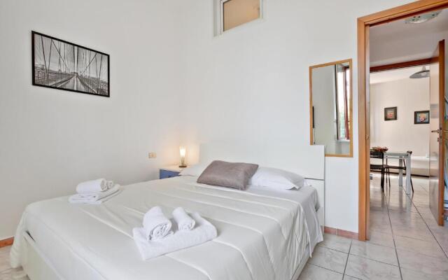 Cenisio brilliant flat