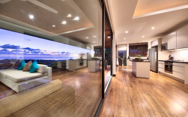 Sunset Heights Villa