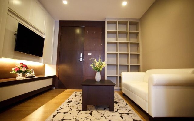 Alisha Court Hotel & Residence