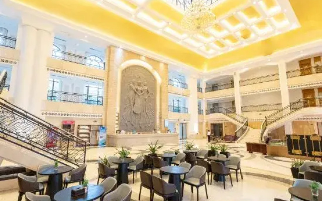DongAn Hotel (Heyuan Shili Dong'an East Coast High-speed Rail Station Store)
