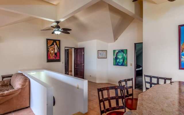 Casa Tigre - Large 7 bedroom Oceanfront Retreat Home
