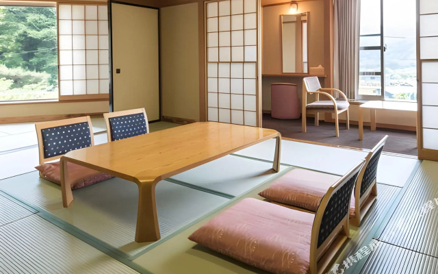 Fukuroda Onsen Omoide Romankan
