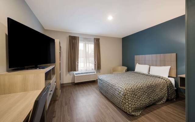 Woodspring Suites Wixom - Novi