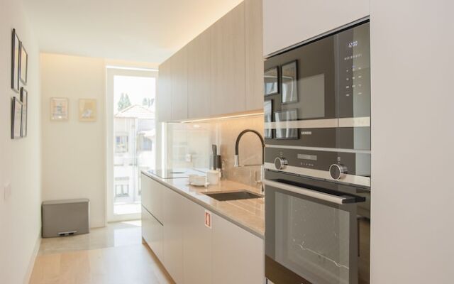 Liiiving - Crystal Palace Apartment