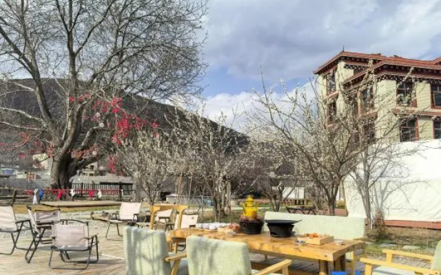 Zen · Ancient Tree Oxygen-rich Manor (Batang Ancient Tree Wishing Place Store) – Outside – Batang