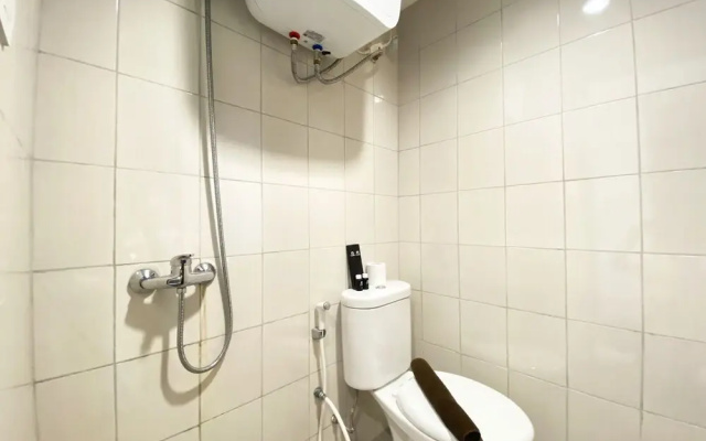 Nice And Spacious At 2Br Mekarwangi Square Cibaduyut Apartment