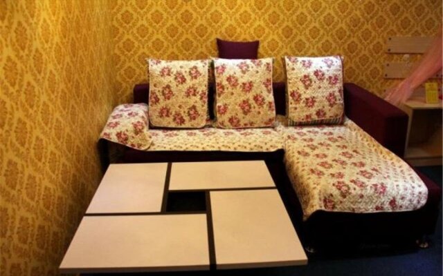 Liaocheng Shenxian Rainbow Express Inn